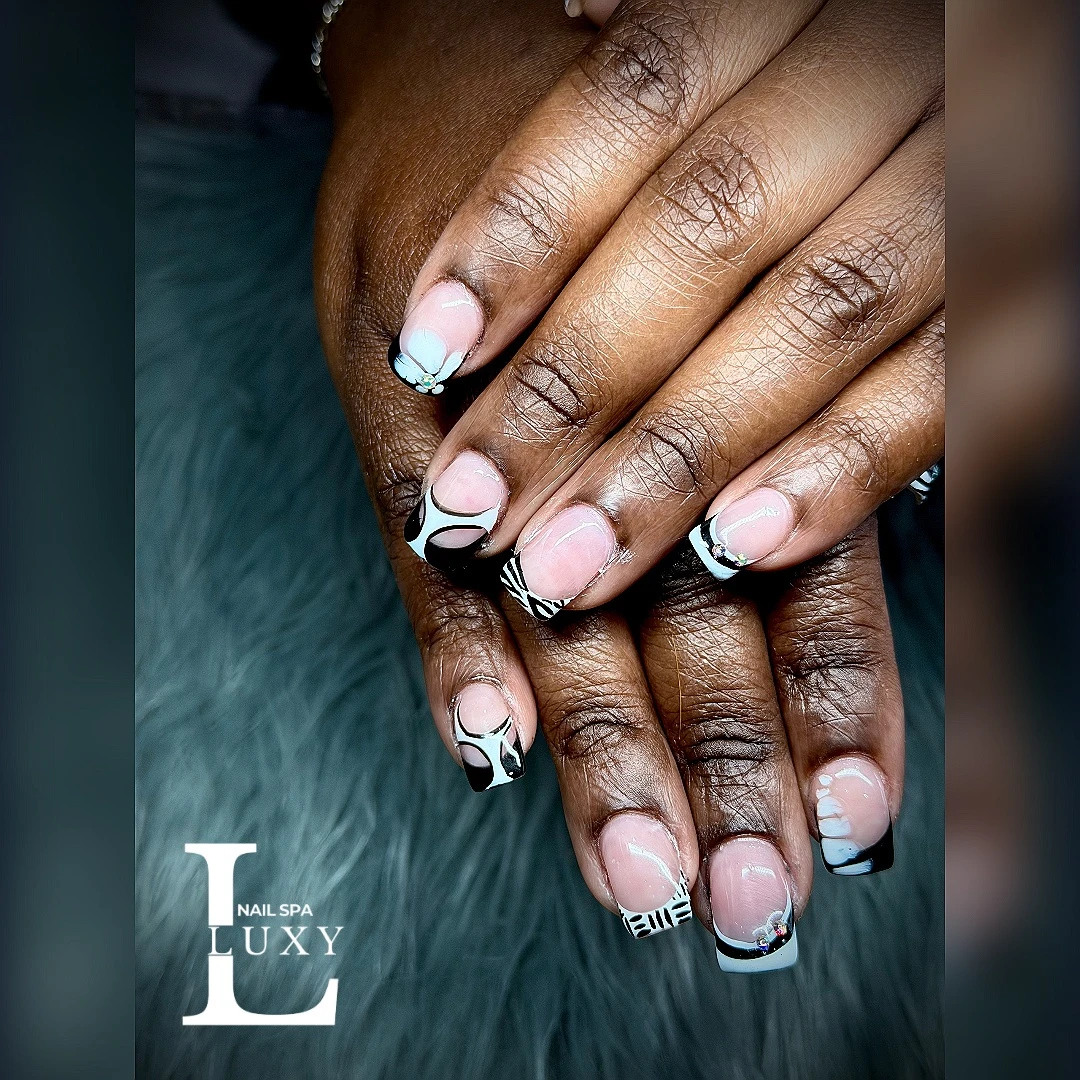 Luxy Nail Spa