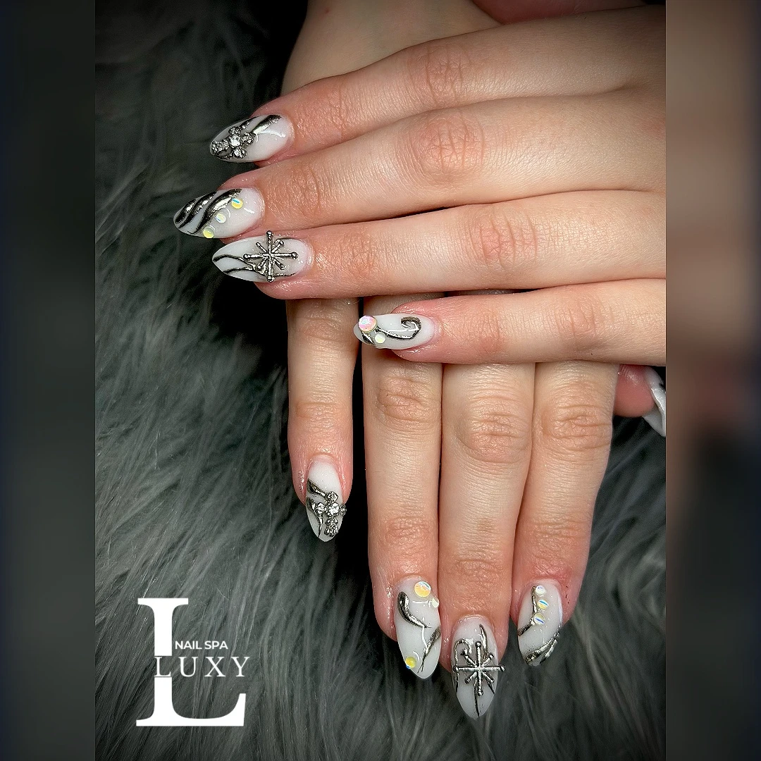 Luxy Nail Spa