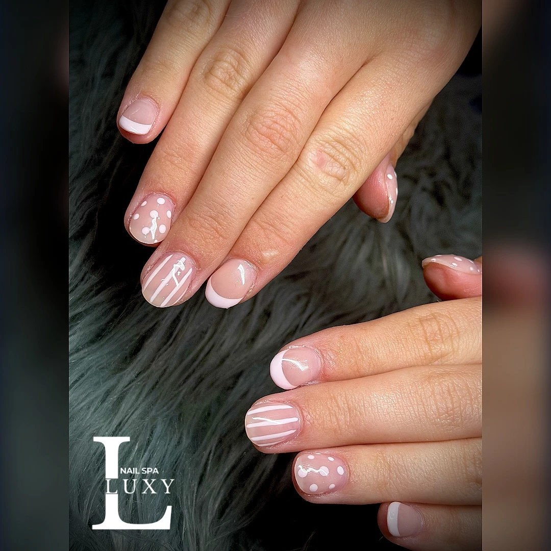 Luxy Nail Spa