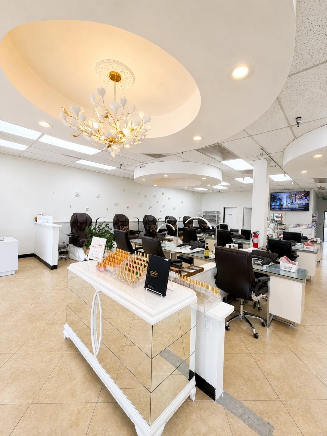 Country Club Nails & Spa