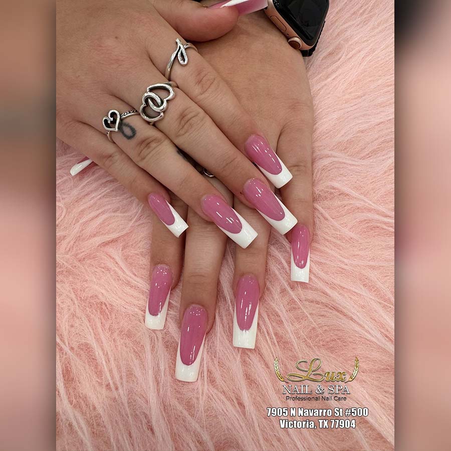 Lux Nails & Spa