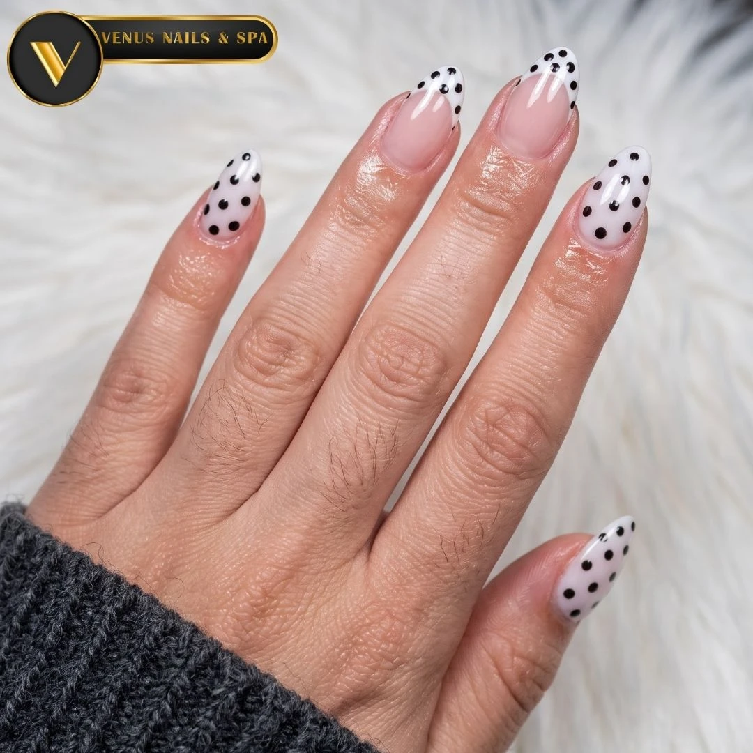  Venus Nails & Spa