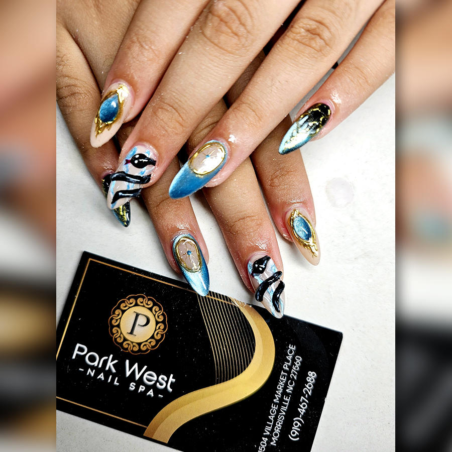 Trendy nail design