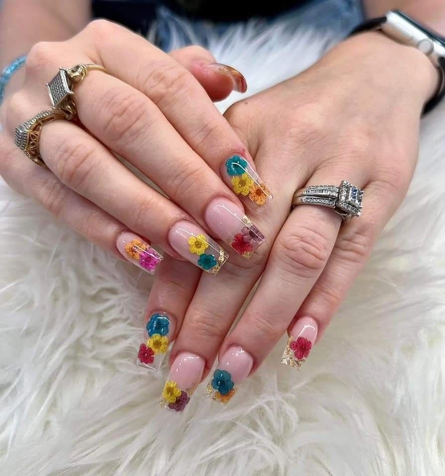 Vivian's Nails Studio in Phoenix, AZ 85023 Vivian's Nails Studio in Phoenix, AZ 85023