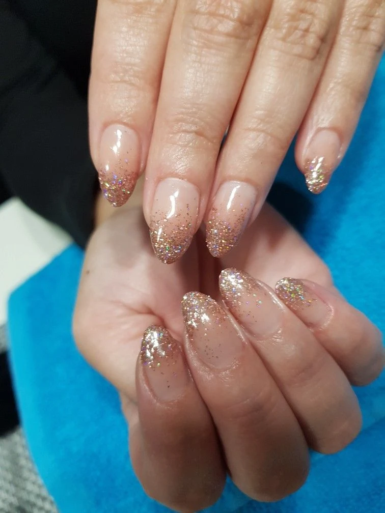 Vivian's Nails Studio in Phoenix, AZ 85023 Vivian's Nails Studio in Phoenix, AZ 85023