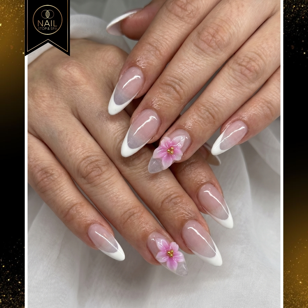 WELCOME TO NAIL STOP & SPA