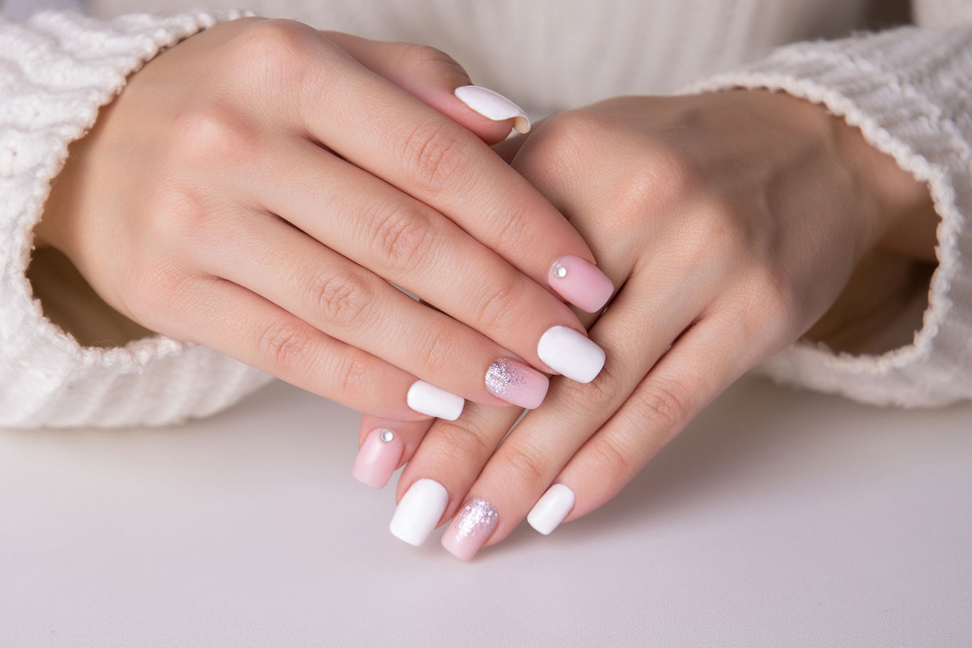 MANICURE