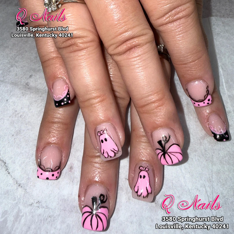 Q Nails 
