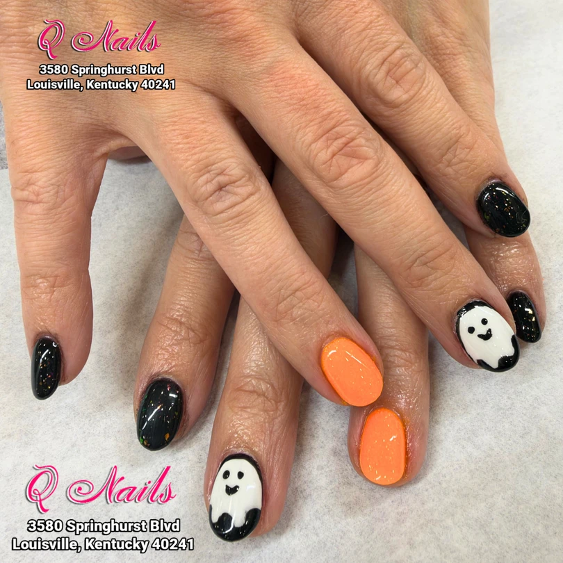 Q Nails 