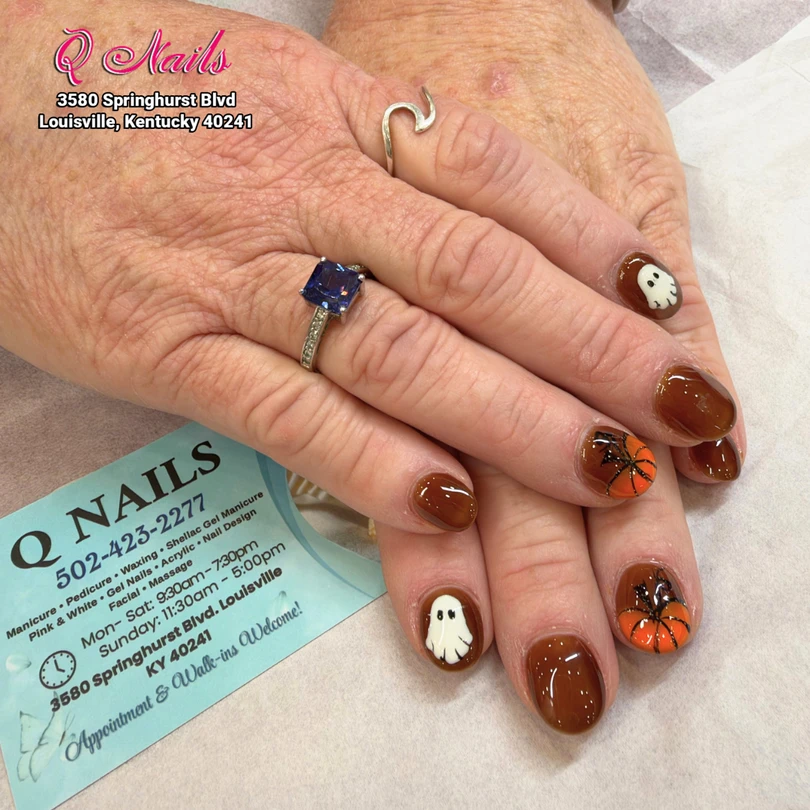 Q Nails 