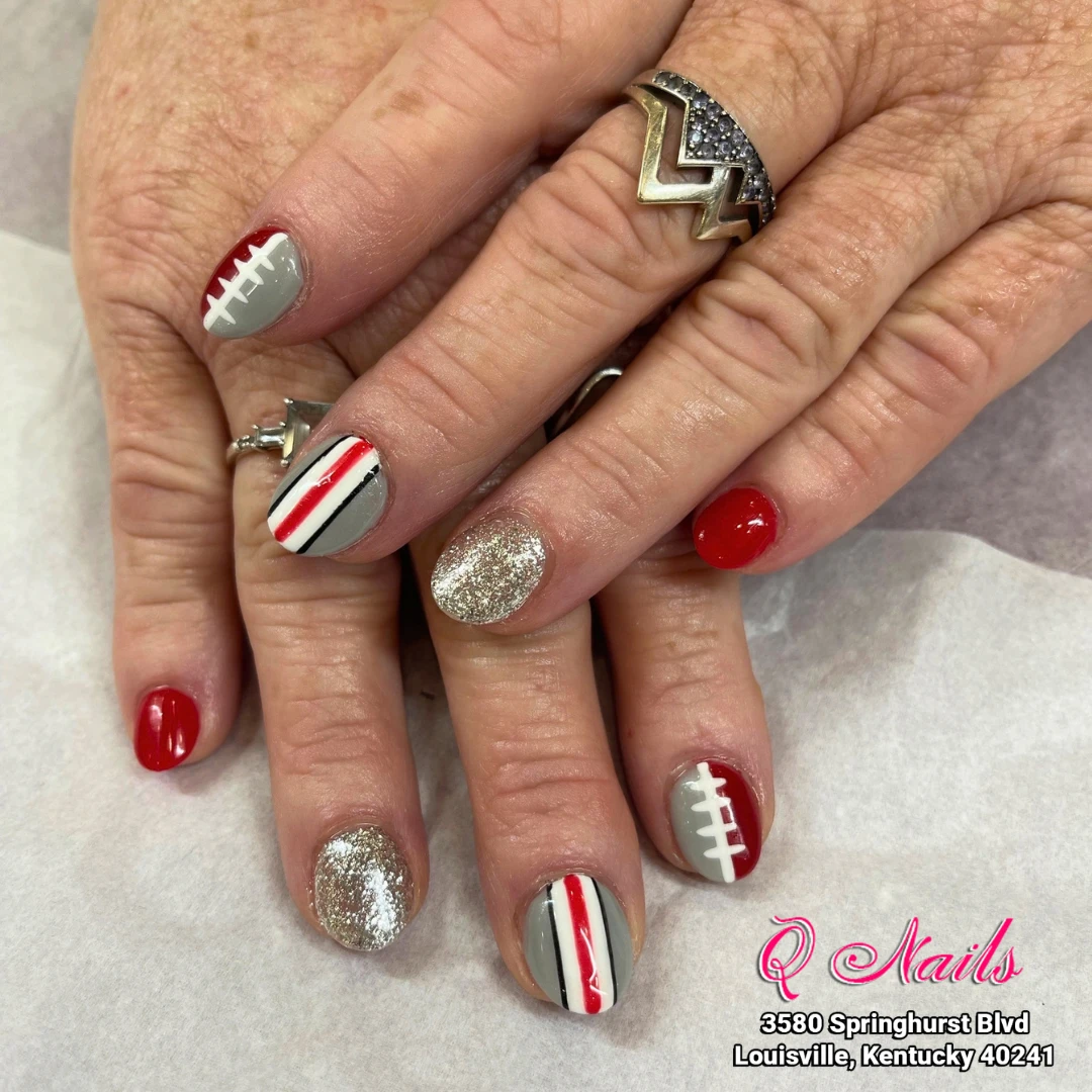 Q Nails