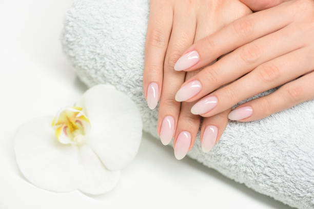 MANICURE