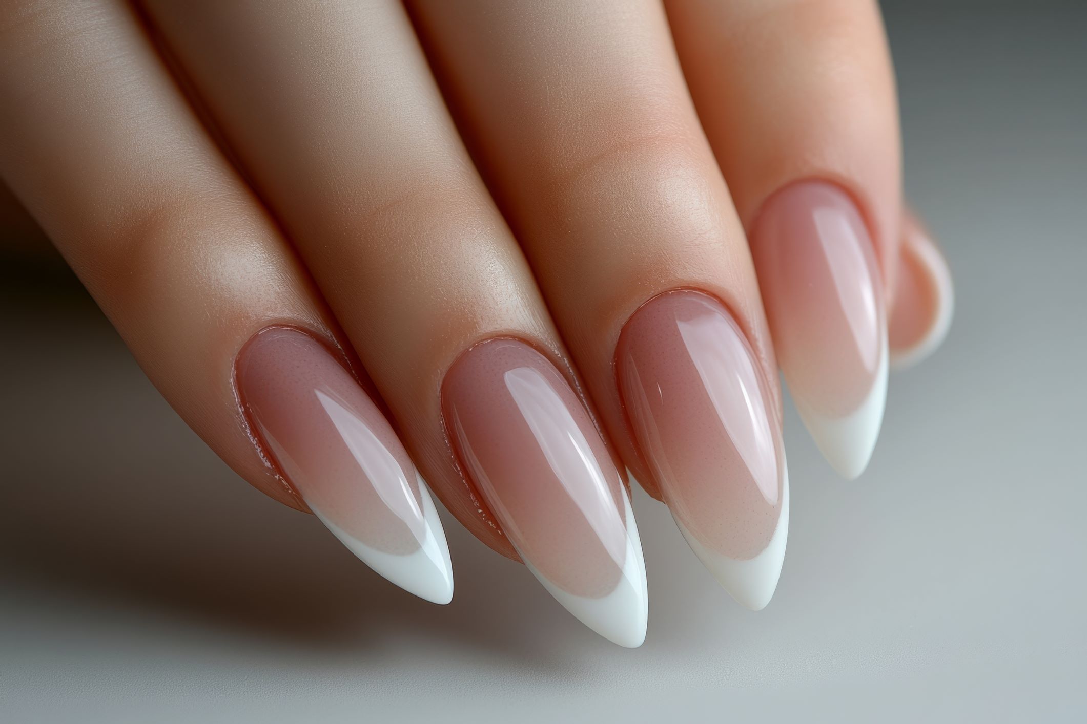 MANICURE