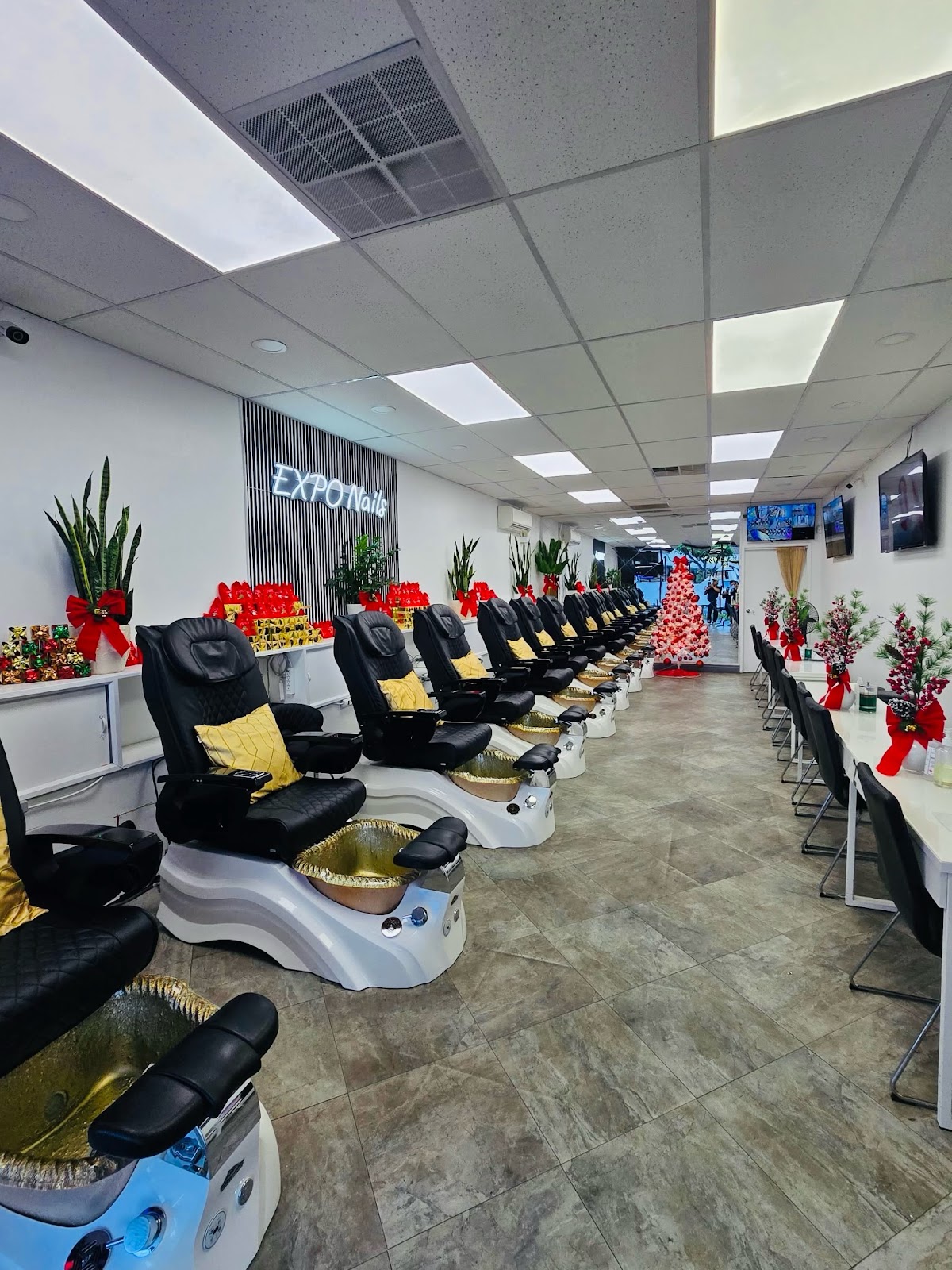 Expo Nails Salon in Cypress, CA 90630