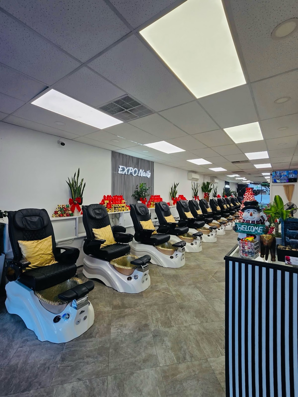 Expo Nails Salon in Cypress, CA 90630