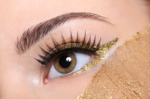 EYELASH & EYEBROW SERVICES