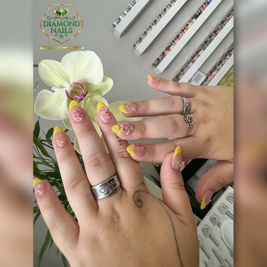 Angel nails