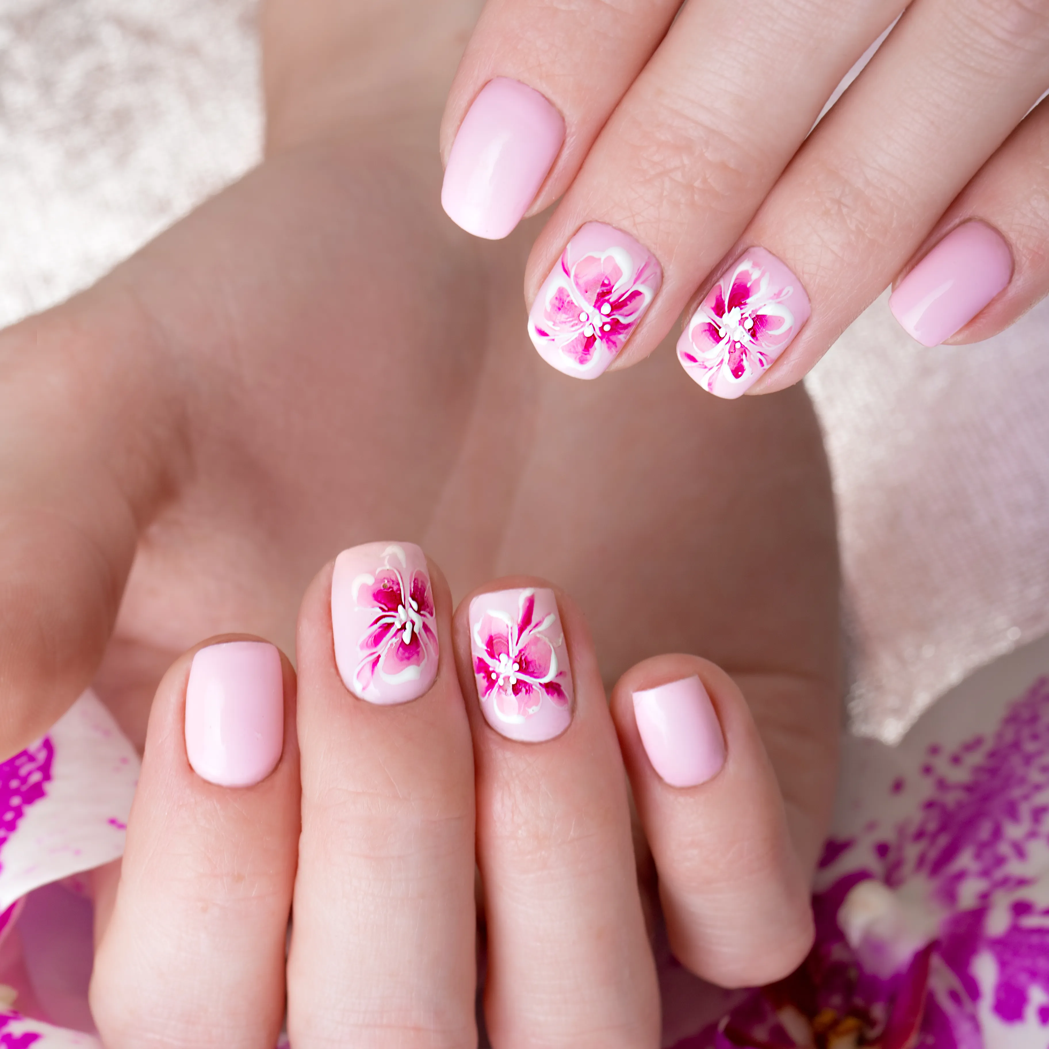 Nail Service 1