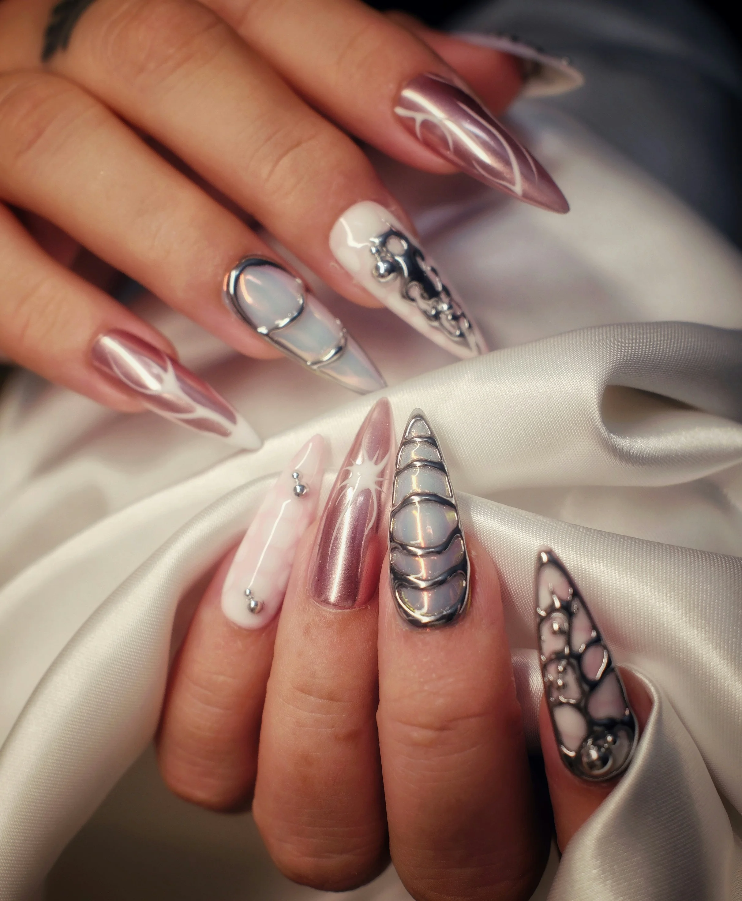 MANICURE