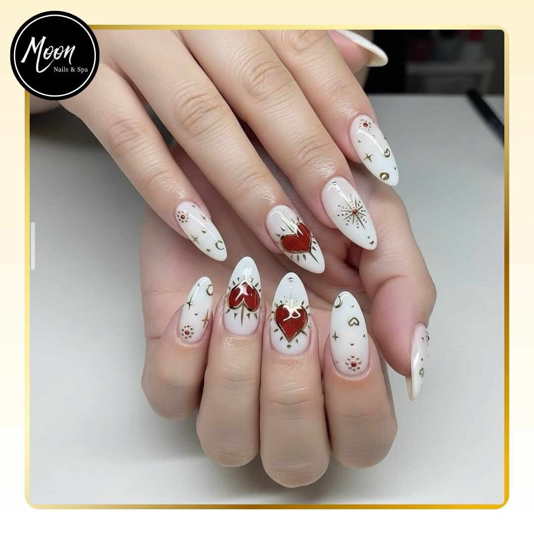 MOON NAILS &amp; SPA