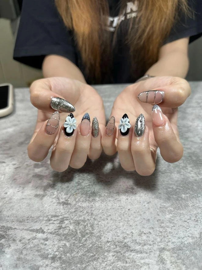 Halloween Nail Designs