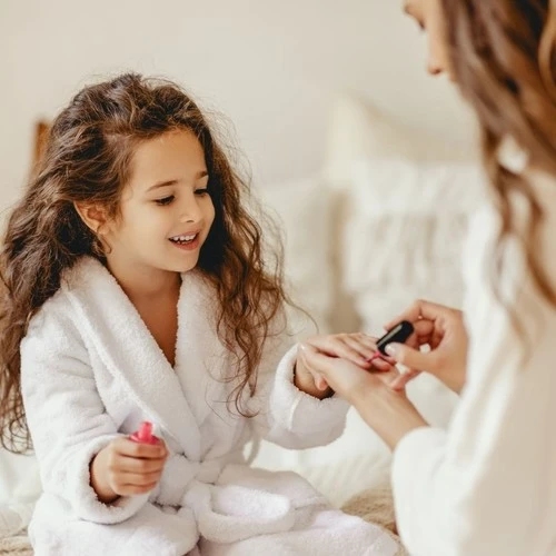 KIDS' SERVICES