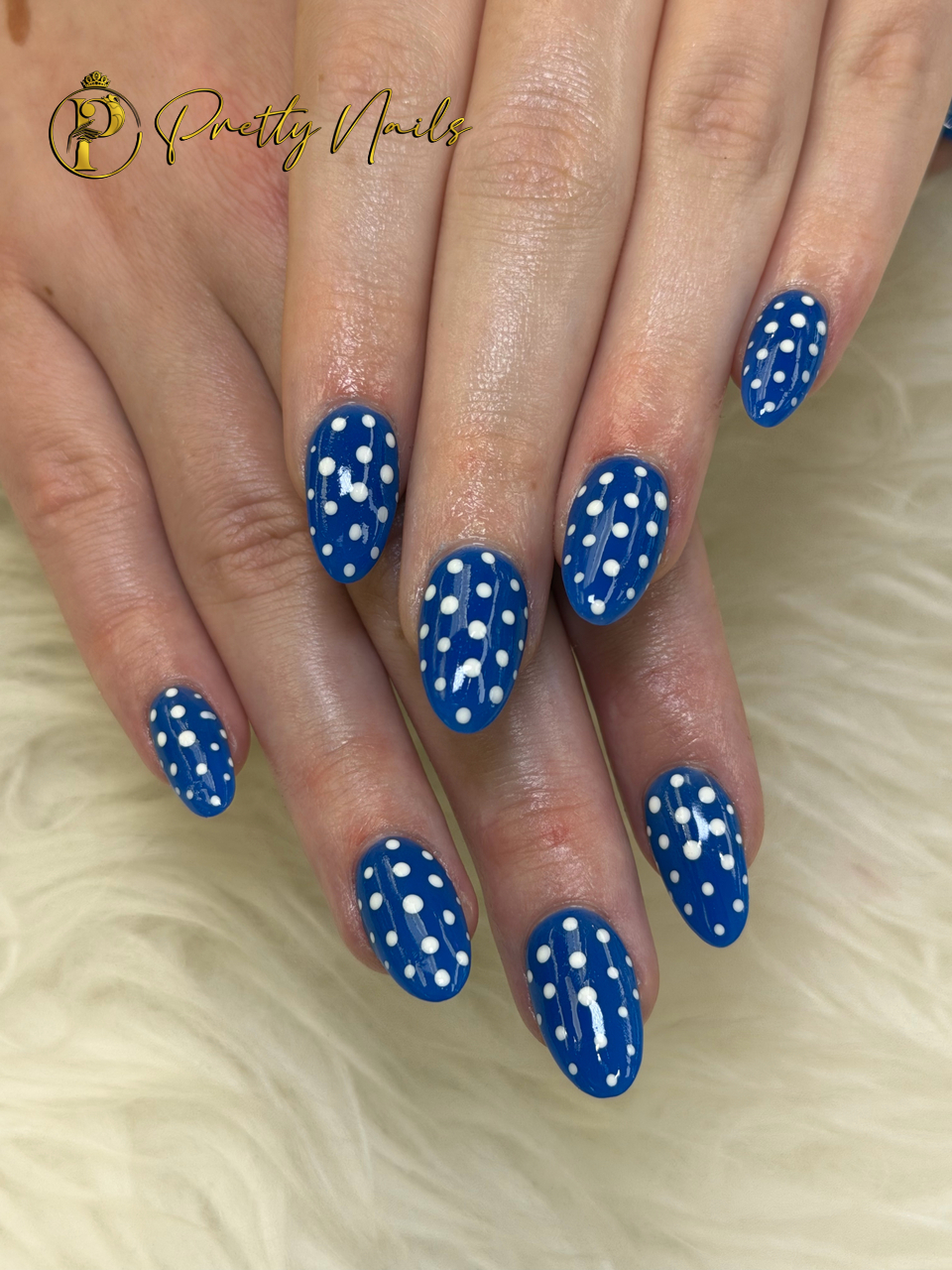  Pretty Nails