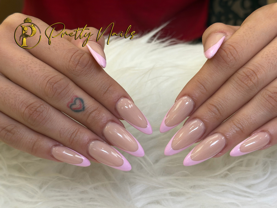  Pretty Nails