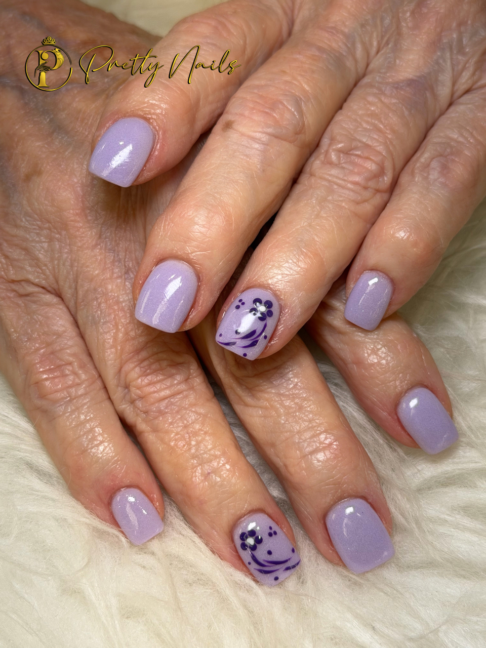 Pretty Nails