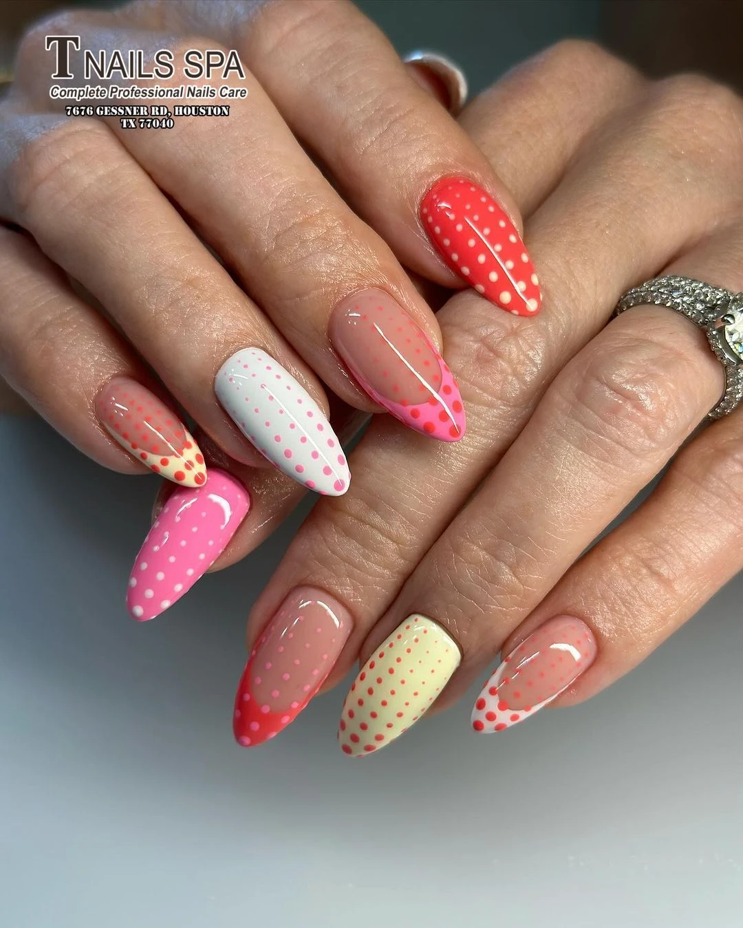 T Nails Spa