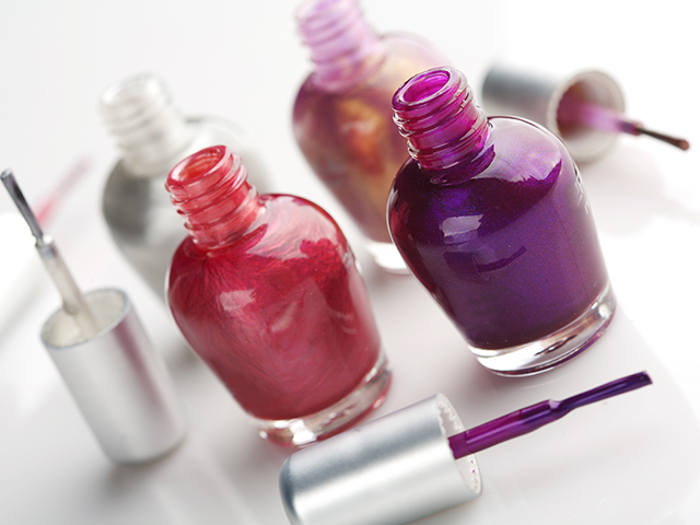 About Luxury Nails