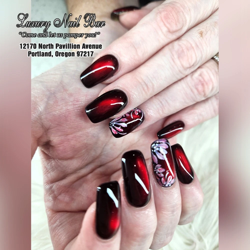  Luxury Nail Bar