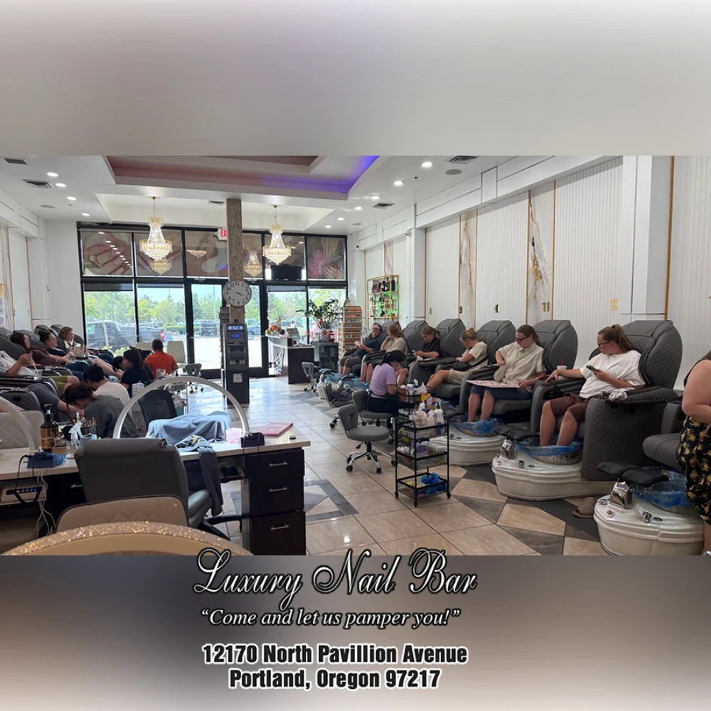  Luxury Nail Bar