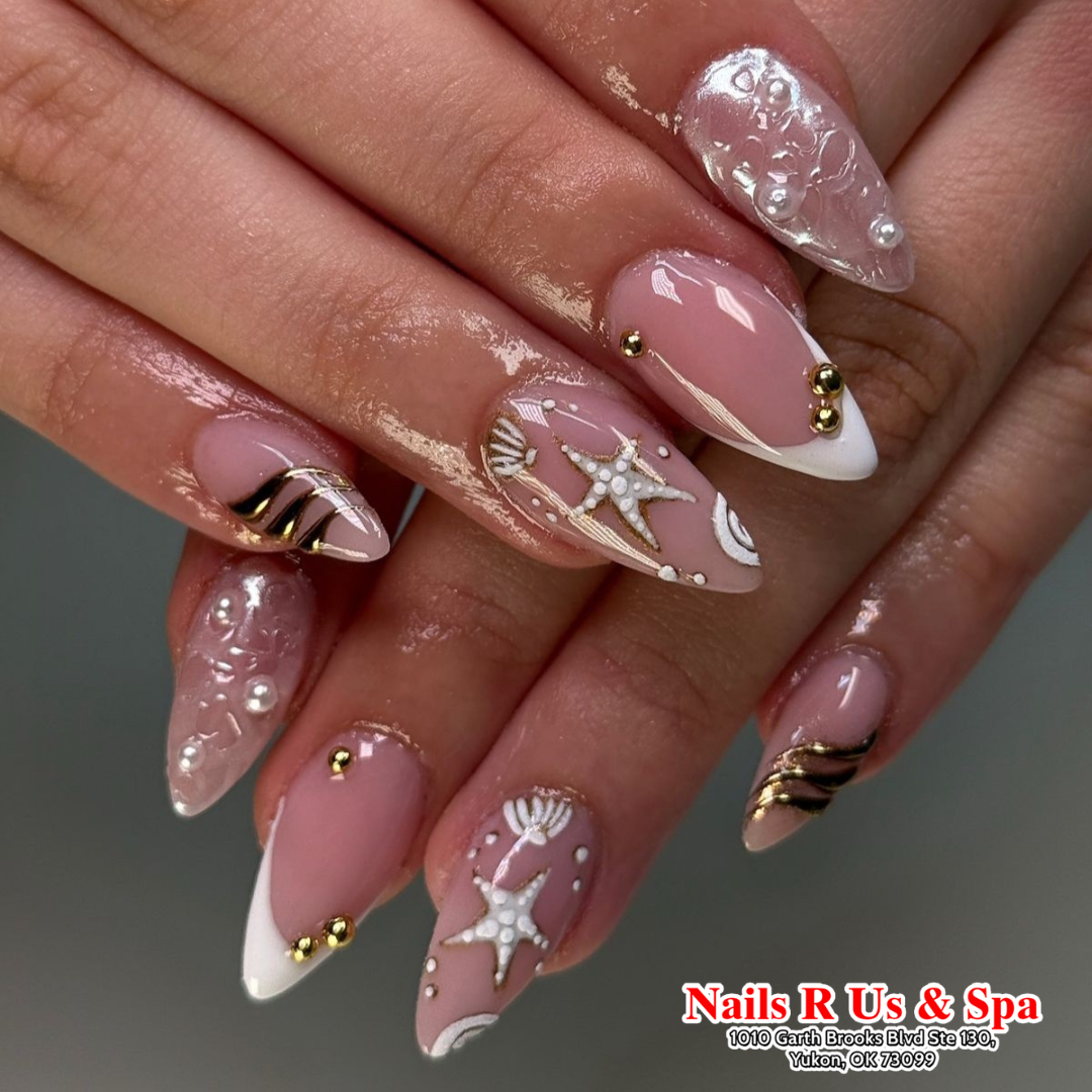 Nails R Us &amp; Spa