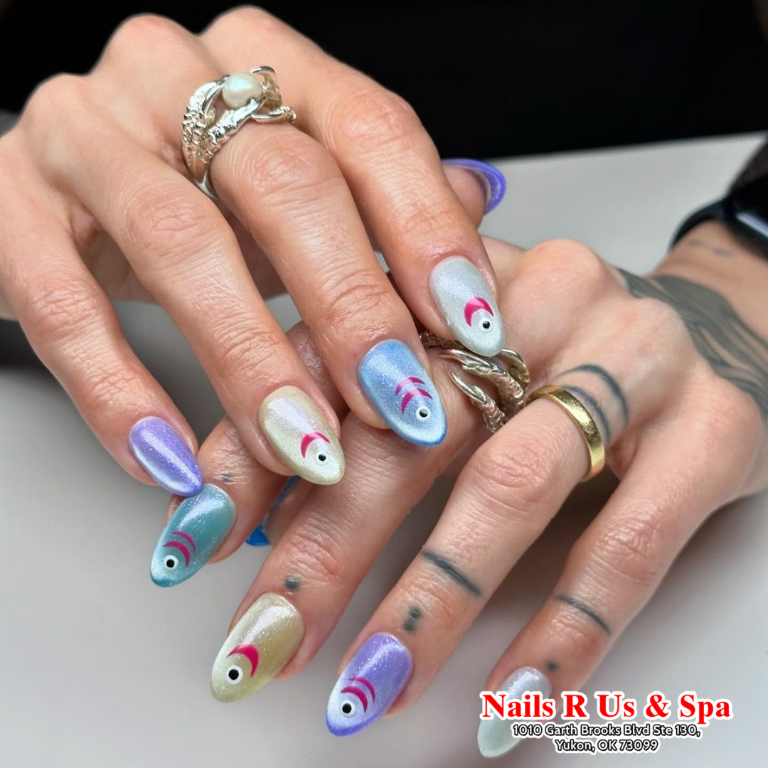 Nails R Us &amp; Spa