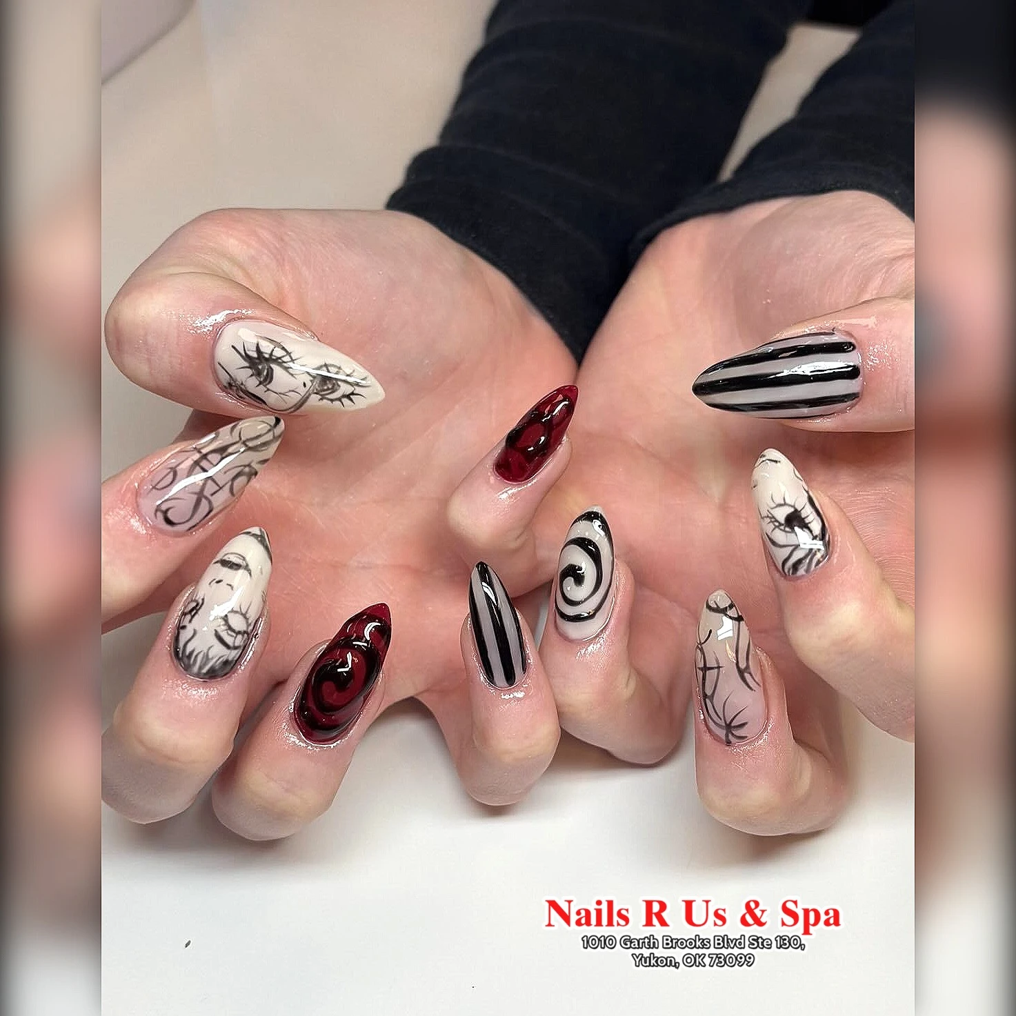 Nails R Us & Spa