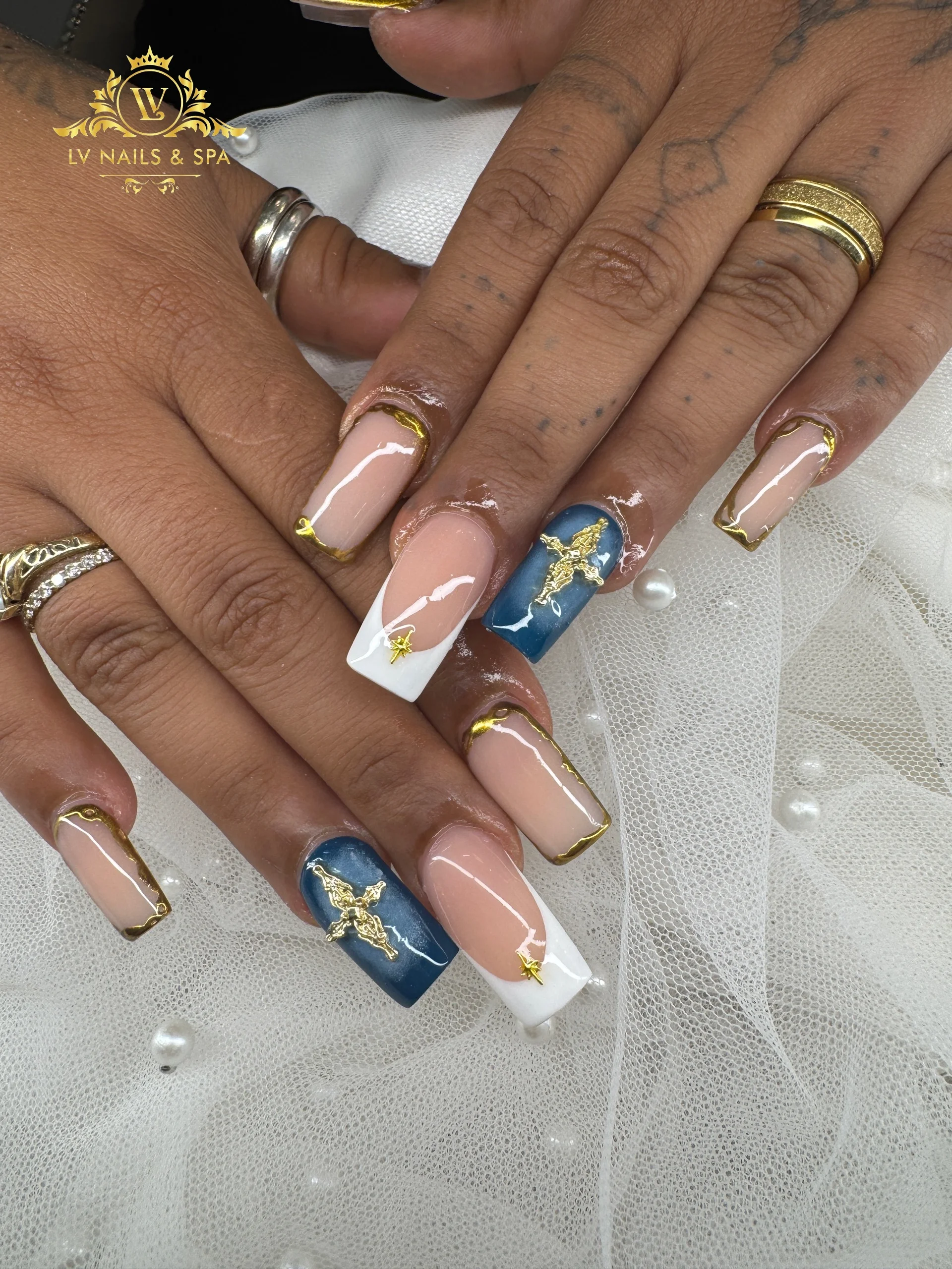 L V Nails & Spa