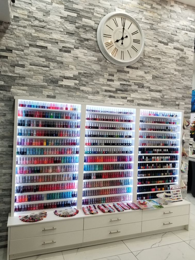 Nails Salon 85203