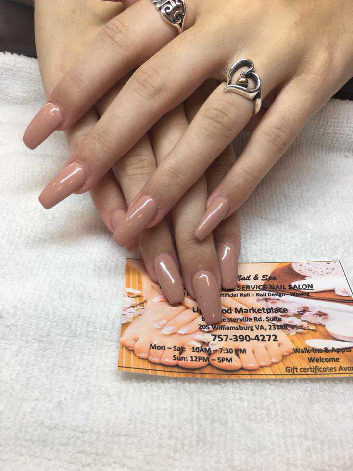 Nail Photo