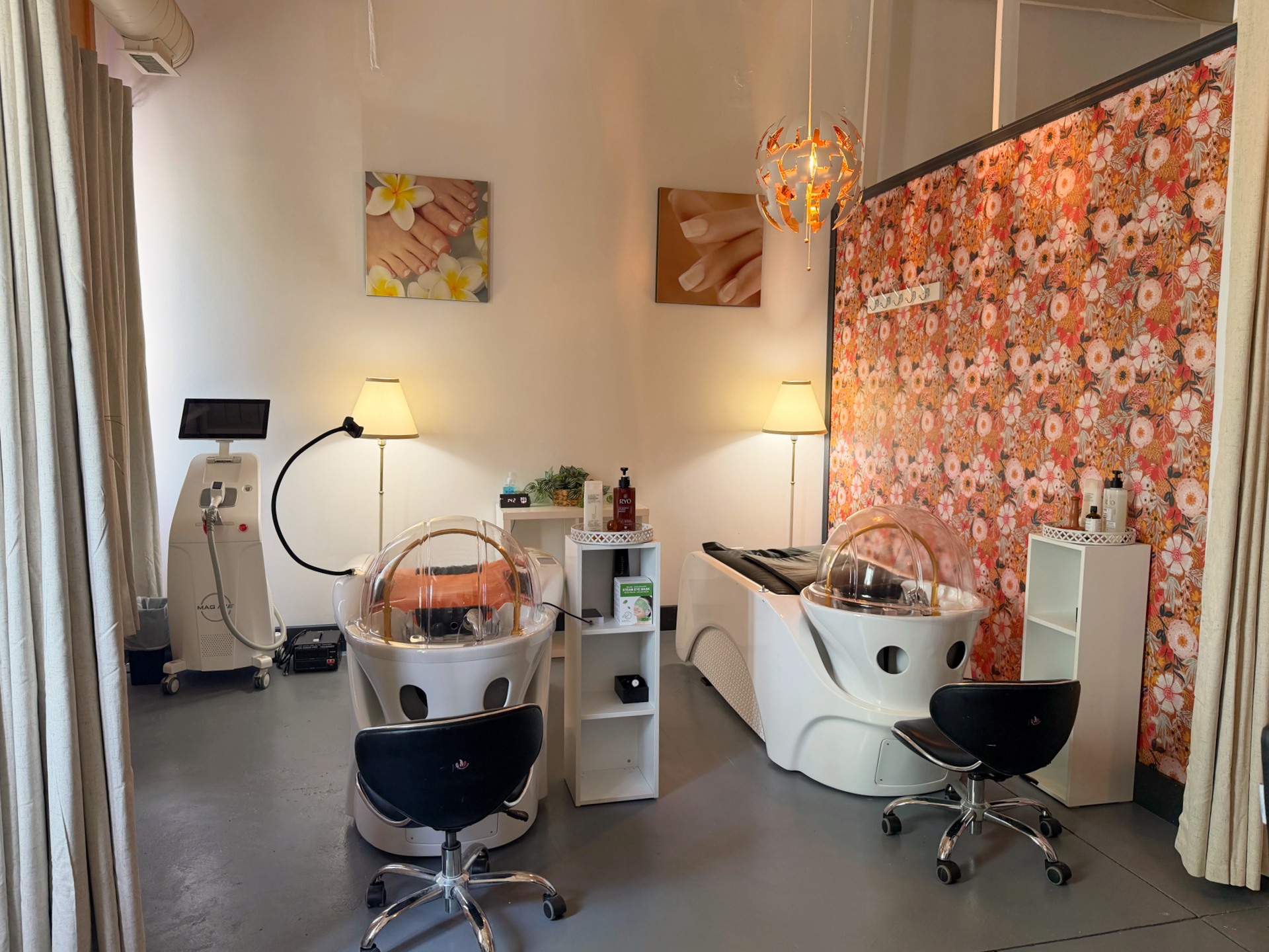 Gallery 04