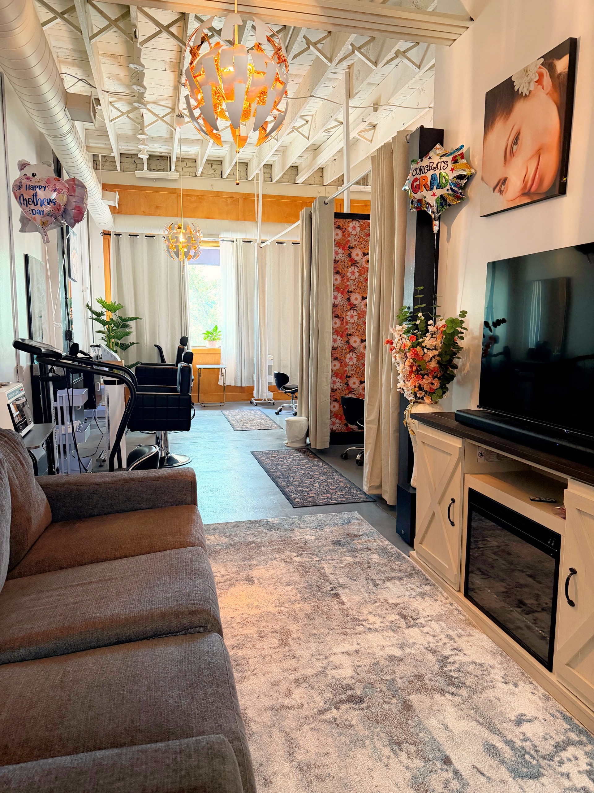 Gallery 02