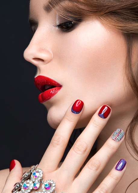 nails