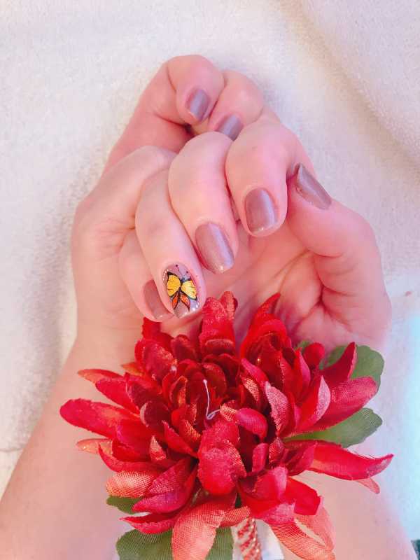 Nail Photo