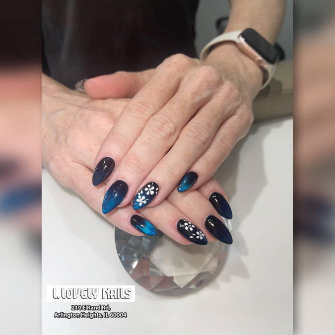 L-Lovely Nails (1)