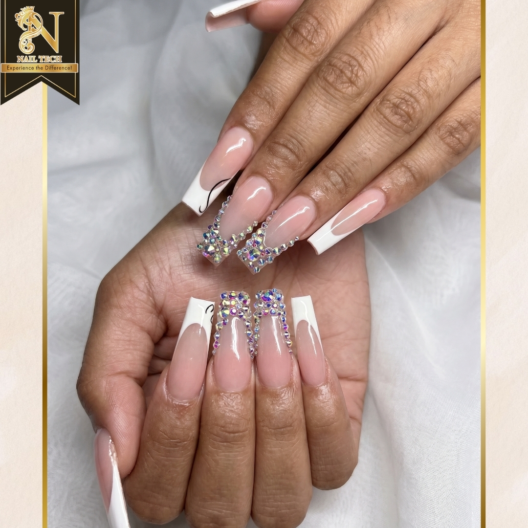  Nail Tech