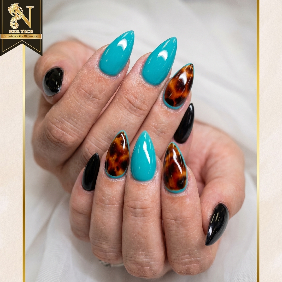  Nail Tech