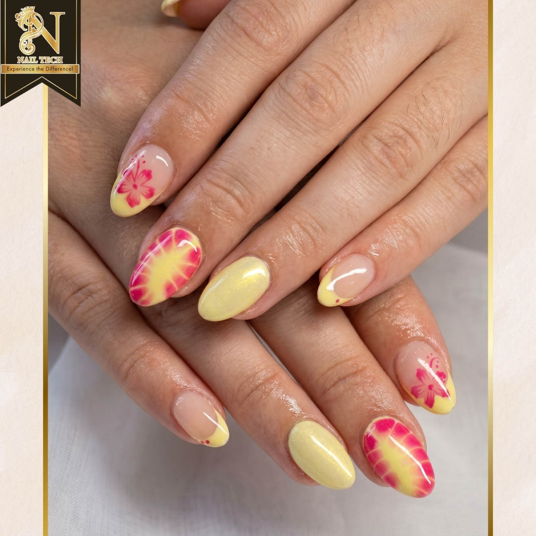  Nail Tech