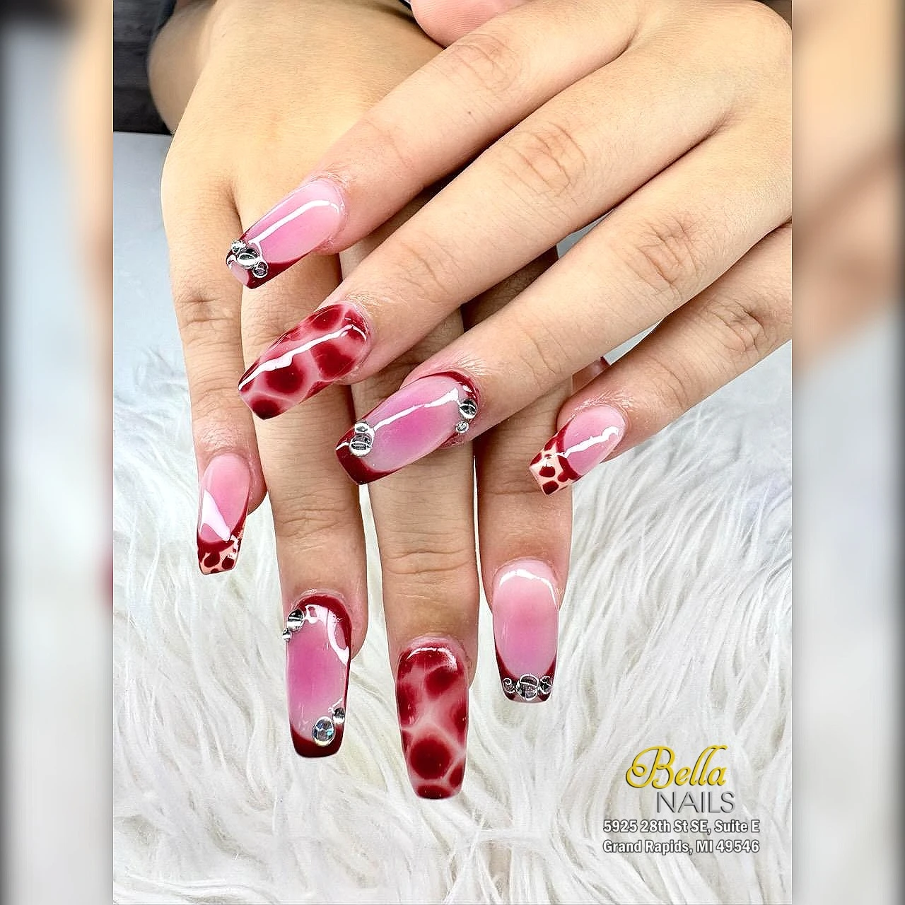 Bella Nails