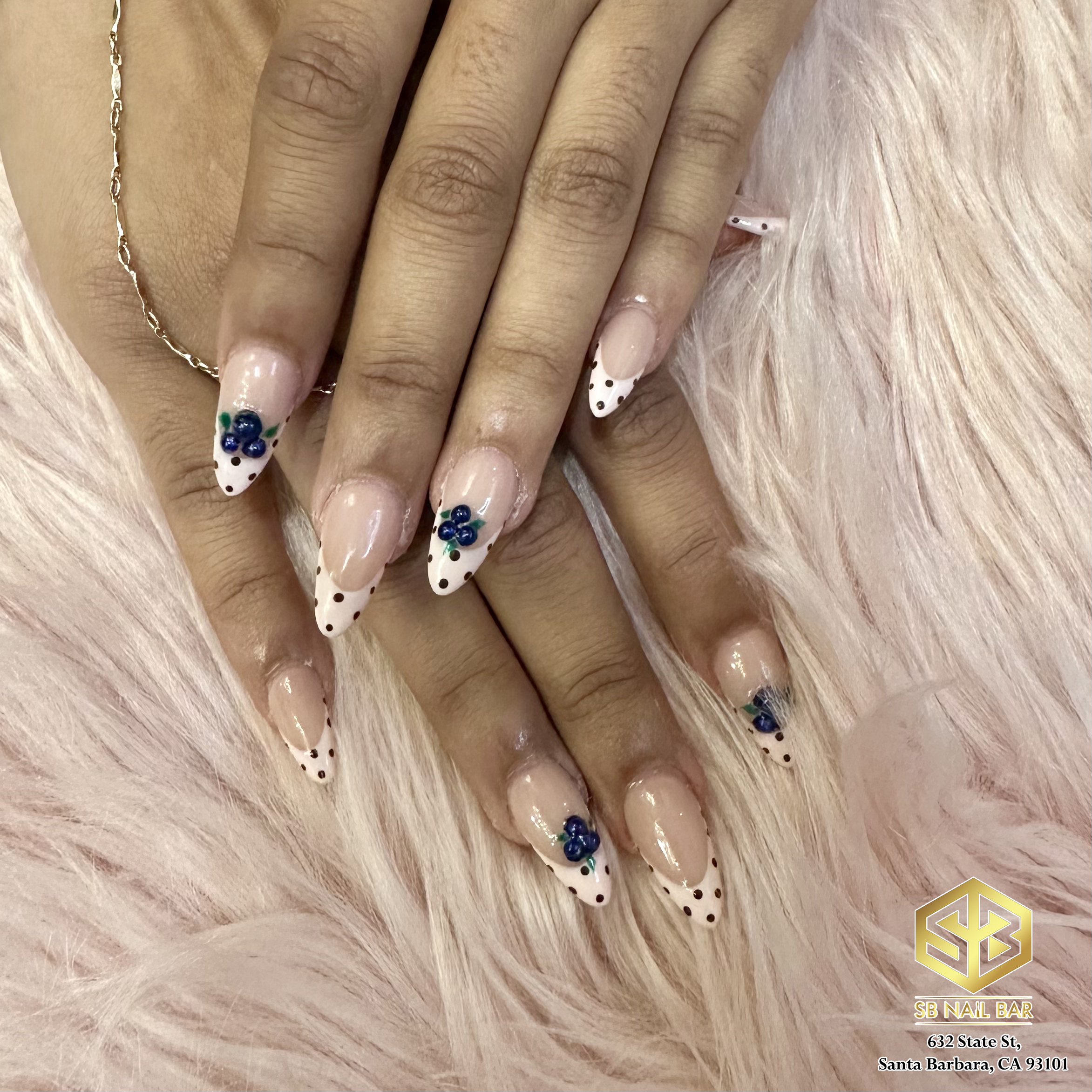 SB NAILBAR