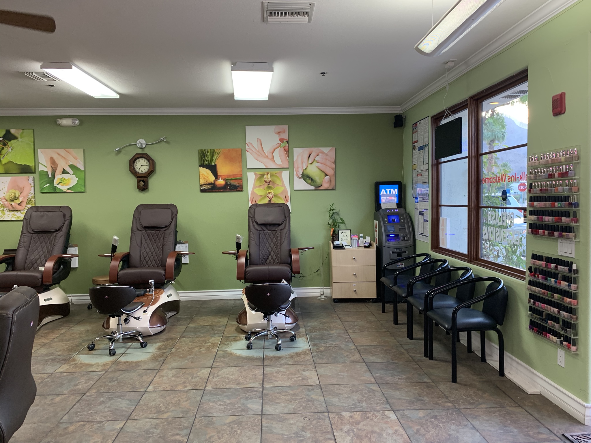 Nails Salon